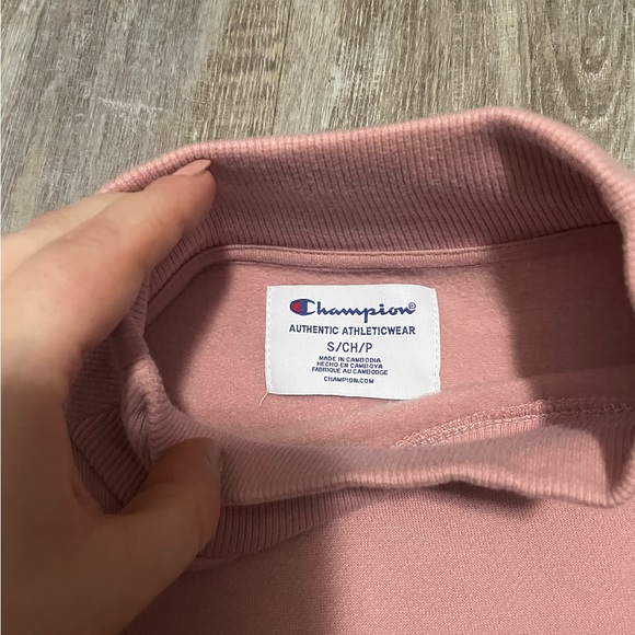 PINK CHAMPION CREWNECK - Picture 2 of 3